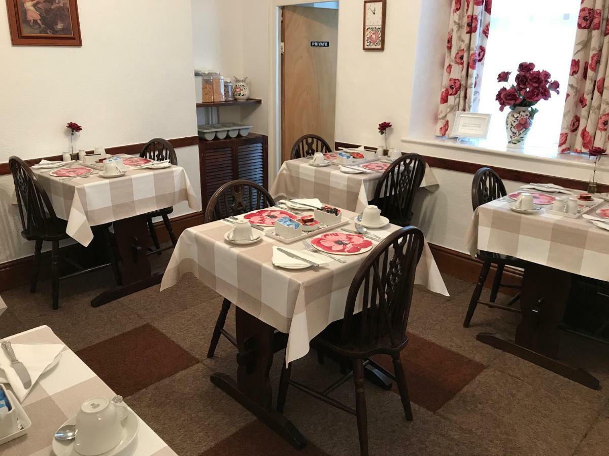 Sunnymead Guest House Aberystwyth Bagian luar foto
